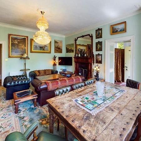 Luxurious Apartment In Historic Mansion - Sleeps 7 Ladock エクステリア 写真