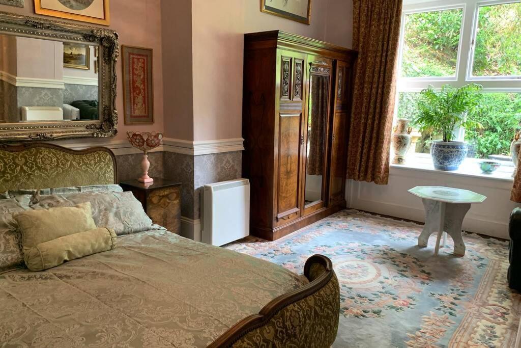 Luxurious Apartment In Historic Mansion - Sleeps 7 Ladock エクステリア 写真