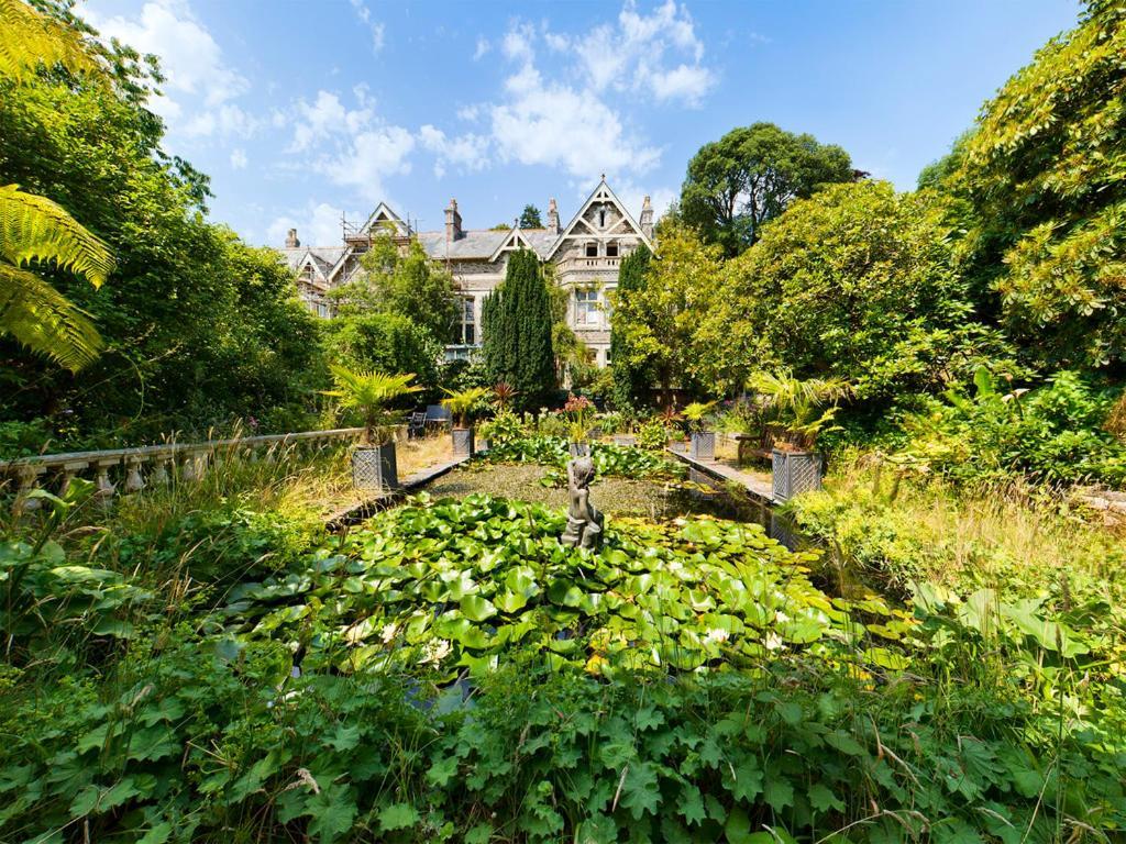 Luxurious Apartment In Historic Mansion - Sleeps 7 Ladock エクステリア 写真